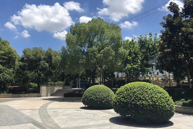 ��܇�汣�r��Ů˾�C,������ײ�˓]�����