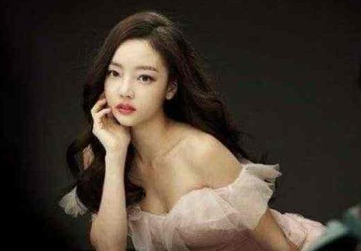 �ߺ��������ڼ����������n��Ů���־ߺ����¼�